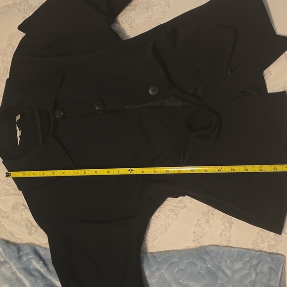 Tyler Boe EUC Timeless Black Jacket, Great Wardrobe Layering Piece, Size 6 (#14) - Picture 7 of 8